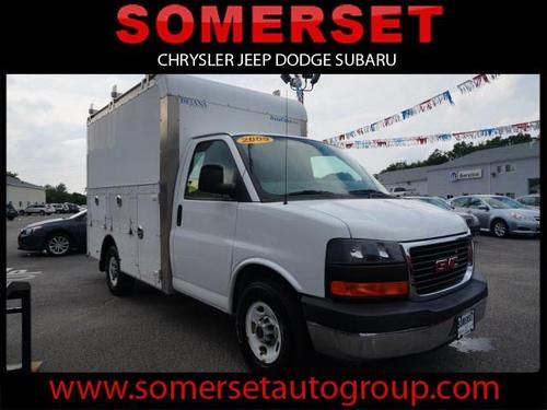 Stop!! l@@k 2009 gmc savana cutaway  "dura max body" truck