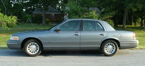 1999 ford crown victoria lx sedan 4-door 4.6l