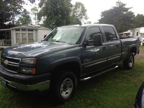 2006 chevy silverado 2500 hd crew cab 4x4 - duromax diesel/allison transmission