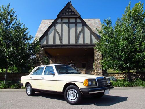 1982 mercedes 300d turbo diesel- clean, reliable &amp; dependable- excellent example