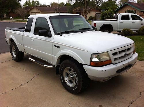 2000 ford ranger xlt 3.0l v-6 2d 4x4 (4x4 not working)