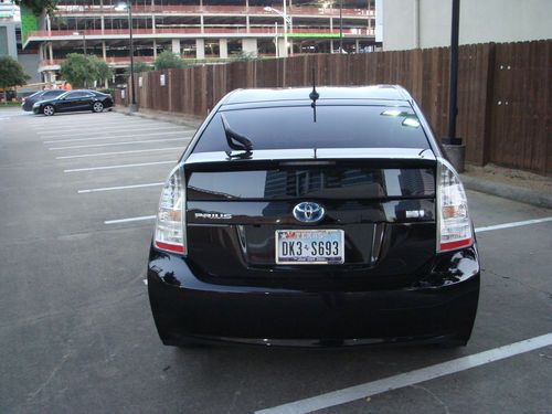 2010 TOYOTA PRIUS III HYBRID, NAVIGATION, REAR CAMERA, 39K Miles, image 4