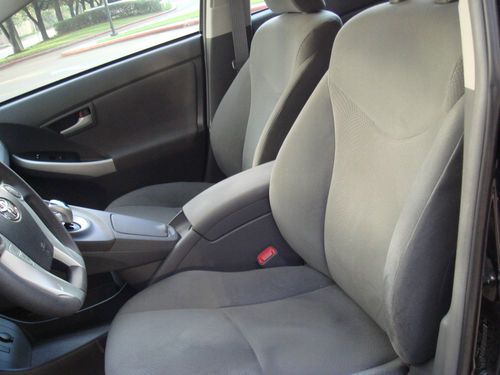 2010 TOYOTA PRIUS III HYBRID, NAVIGATION, REAR CAMERA, 39K Miles, image 5