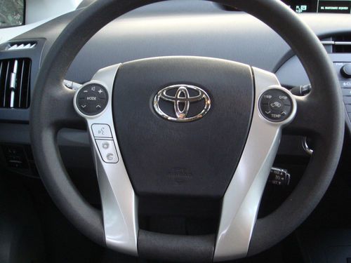 2010 TOYOTA PRIUS III HYBRID, NAVIGATION, REAR CAMERA, 39K Miles, image 14