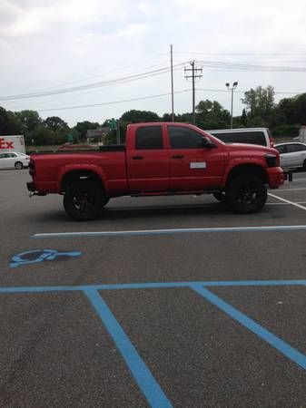 2007 dodge ram 1500 laramie crew cab pickup 4-door 5.7l