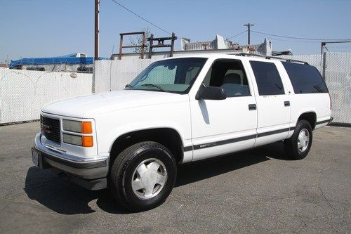 1999 gmc suburban sle 4wd automatic 8 cylinder no reserve