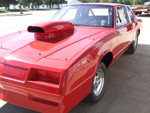 1985 monte carlo race car