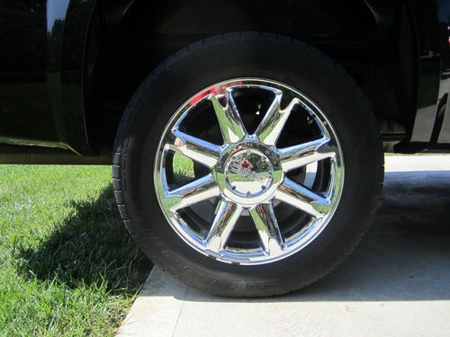 2007 GMC Sierra Denali Pickup - One Owner - Excellent Condition, US $27,500.00, image 12