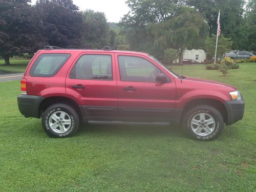 2006 ford escape sport utility all wheel 4x4 very clean brand new tires auto