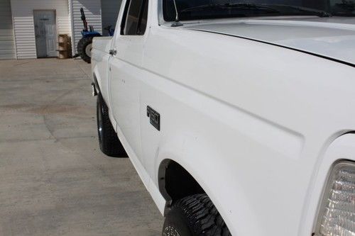 1995 FORD F150 XL SHORT BED 4X2 TRUCK, image 7