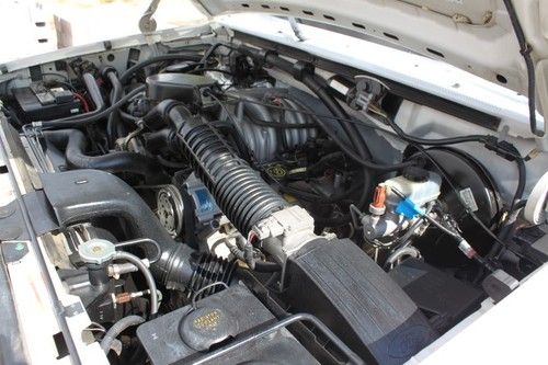 1995 FORD F150 XL SHORT BED 4X2 TRUCK, image 12