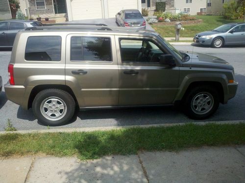 2007 jeep patriot base sport utility 4-door 2.4l