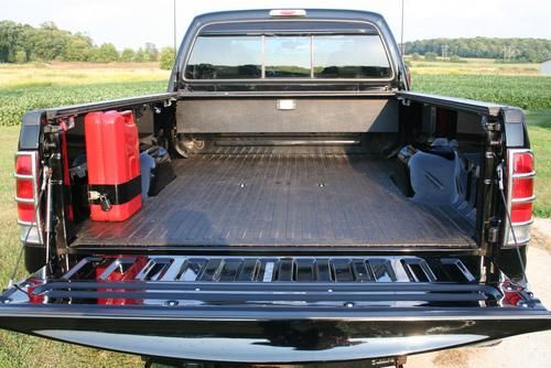 2006 Ford F-350 Lariat Crew Cab Long Box Dually 4x4 Super Duty 6.0 Liter Diesel, image 19