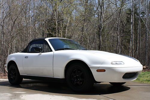 1993 mazda miata base convertible 2-door 1.6l