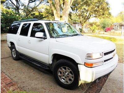 2005 chevrolet suburban z71 4 wheel drive