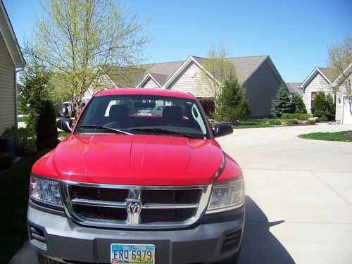 2008 Dodge Dakota ST Crew Cab Pickup 4-Door 3.7L, image 2