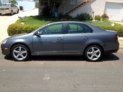 2009 volkswagen jetta s sedan 4-door 2.5l