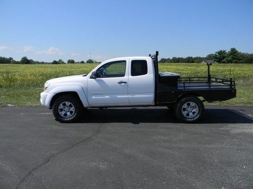 Toyota tacoma trd flatbed 4x4 v-6 auto extended cab  1-owner sr-5