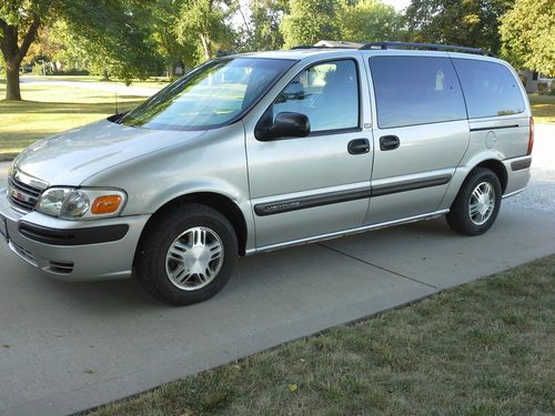 2004 chevy venture lt van extended 1 owner!  clean &amp; very nice.