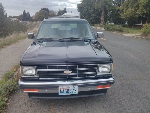 1984 Chev Blazer Very clean great car, image 2