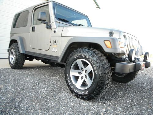 2005 jeep wrangler unlimited rubicon sport utility 2-door 4.0l