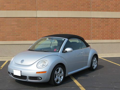 2006 volkswagen beetle 2.5 convertible 2-door 2.5l