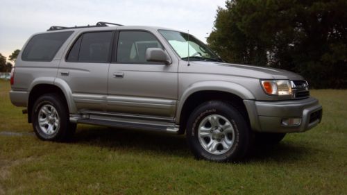 Super clean toyota 4 runner/no reserve