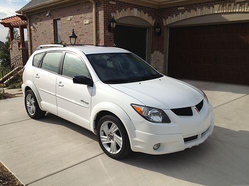 Pontiac vibe gt 2003 same as toyota matrix xrs, excellent condition