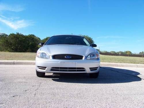 2006 ford taurus se sedan 4-door 3.0l