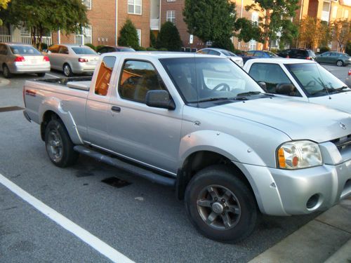 2002 nissan frontier xe crew cab pickup 4-door 3.3l