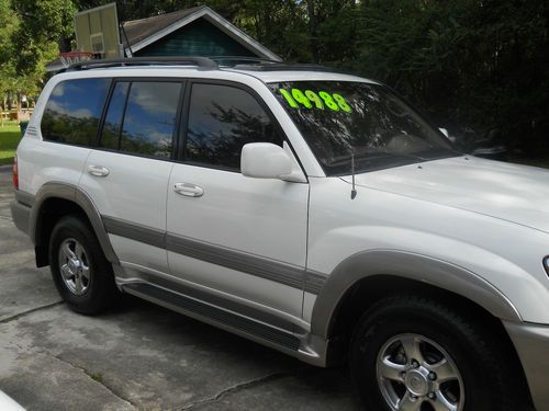 2002 toyota land cruiser base sport utility 4-door 4.7l