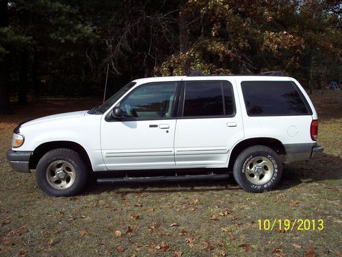 1999 ford explorer xlt sport utility 4-door 4.0l