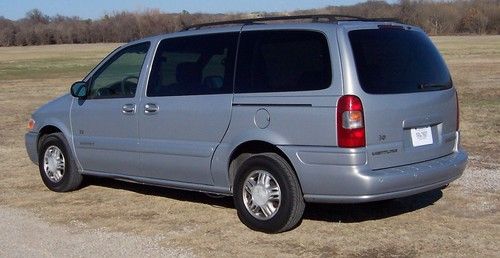 2001 chevy venture ext lt leather "warner brothers family entertainment" edition