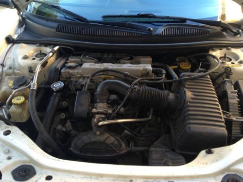 2001 Dodge Stratus SE Sedan 4-Door 2.4L, image 8