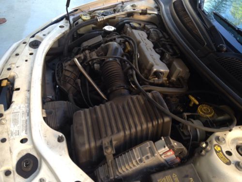 2001 Dodge Stratus SE Sedan 4-Door 2.4L, image 10