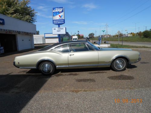 1968 olds 2 door holliday coupe 455 rocket delta 88 44,000 orginal miles!!!!!