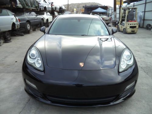 2011 porsche panamera base hatchback 4-door 3.6l v6 rwd