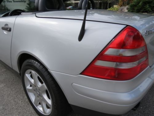 STUNNING 98 MERCEDES SLK 230 ROADSTER KOMPRESSOR-NICELY PRESERVED-FL-NO RESERVE!, image 12