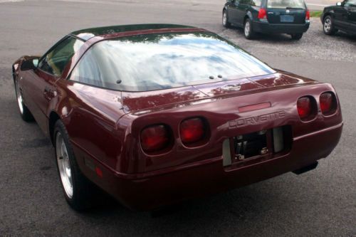 1993 Chevrolet Corvette 40th Anniversary Edition Coupe, image 4