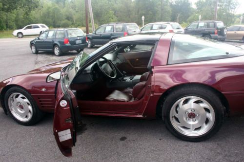 1993 Chevrolet Corvette 40th Anniversary Edition Coupe, image 11