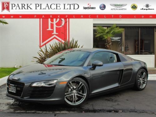 2012 audi r8 4.2l - 6-speed manual