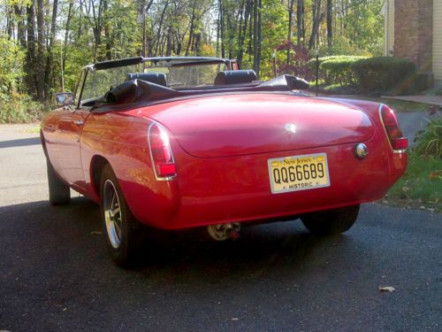 Professionally Restored and Customized 1977 Red MGB Convertible, image 5