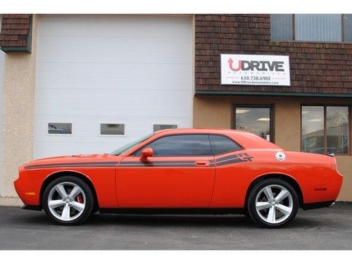 12k miles 1 owner hemi v8 r/t classic pkg stripes snrf htd lthr sts sat 20s!