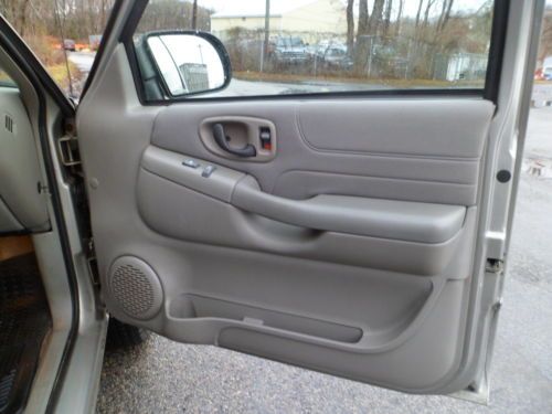 2004 Chevrolet BlazerL 4X4 4DOOR114,326MILES 4.3LITER6CYLINDER W/AIRCONDITIONING, image 27