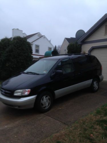 2000 toyota sienna le mini passenger van 5-door