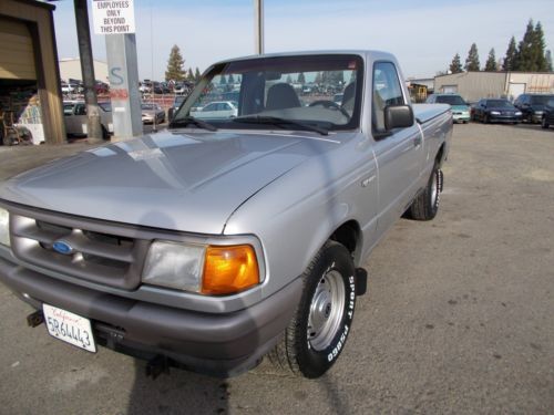 1997 Ford Ranger XL Standard Cab Pickup 2-Door 2.3L, image 3