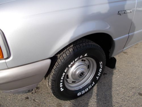 1997 Ford Ranger XL Standard Cab Pickup 2-Door 2.3L, image 4