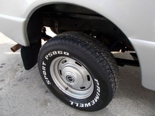 1997 Ford Ranger XL Standard Cab Pickup 2-Door 2.3L, image 8