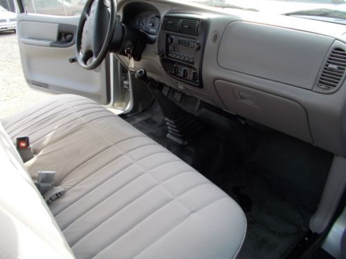 1997 Ford Ranger XL Standard Cab Pickup 2-Door 2.3L, image 10