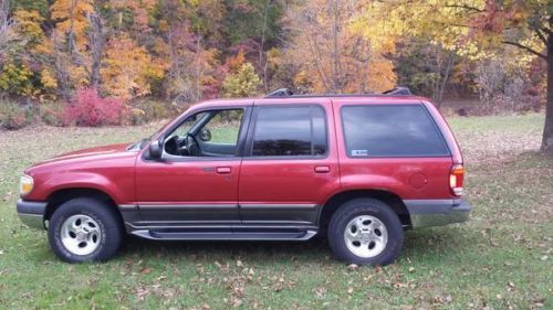 1999 ford explorer xlt sport utility 4-door 4.0l